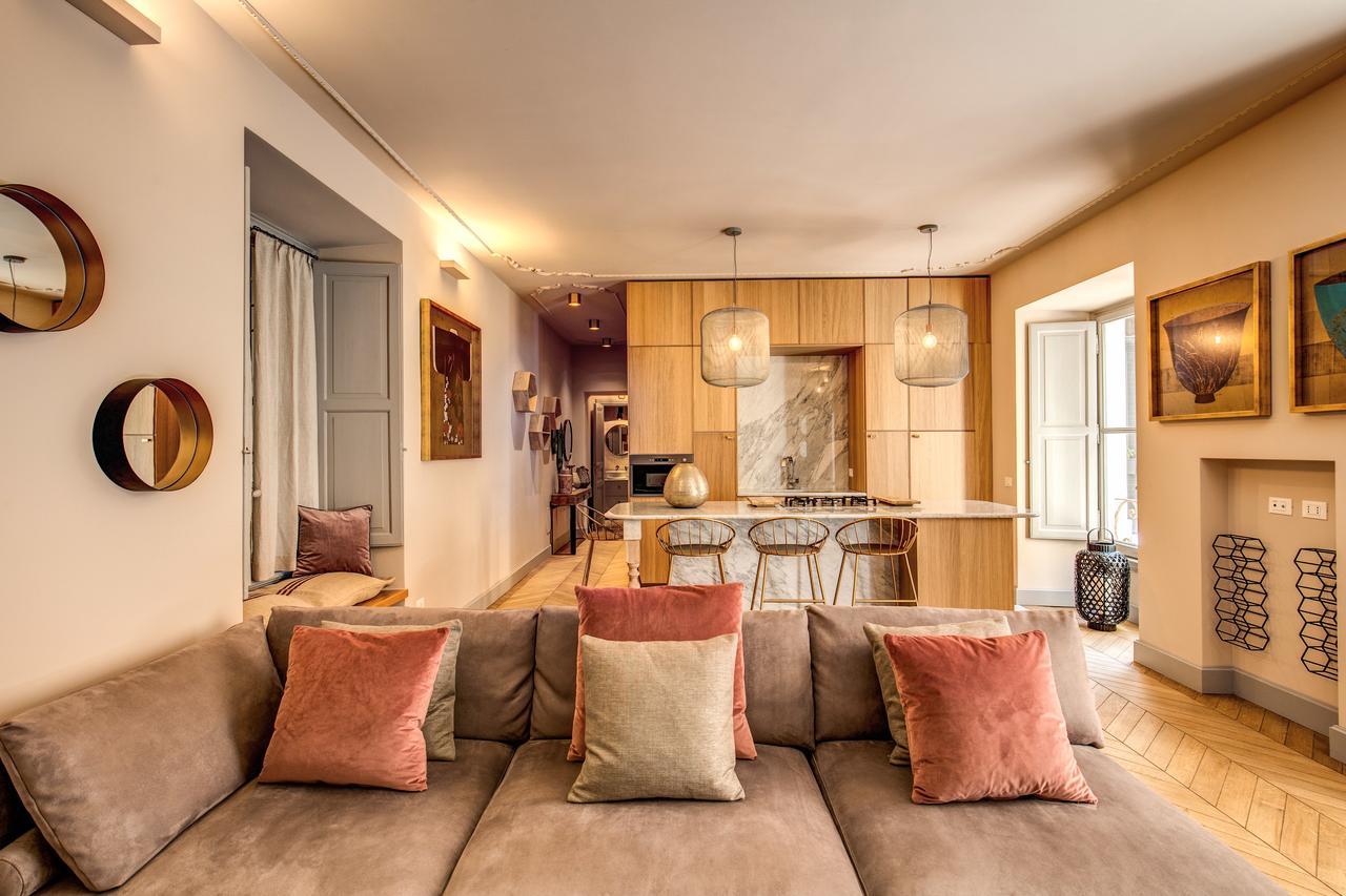 Decharme Apartment With Terrace In Monti Rom Exteriör bild